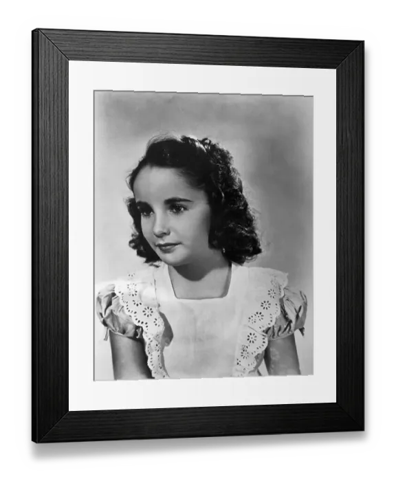Framed Print : Elizabeth Taylor Framed Print : Elizabeth Taylor