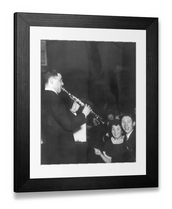 Framed Print : Benny Goodman at the Hotel Pennsylvania Framed Print : Benny Goodman at the Hotel Pennsylvania