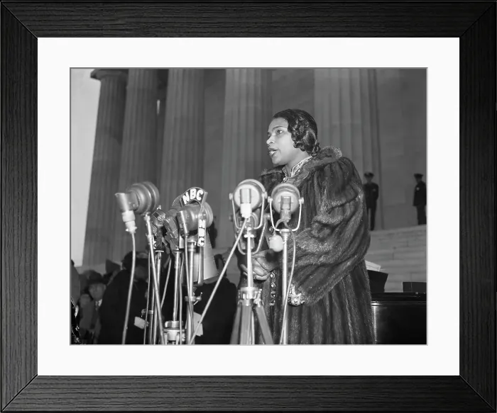 Framed Print : Marian Anderson Singing at Lincoln Memorial Framed Print : Marian Anderson Singing at Lincoln Memorial