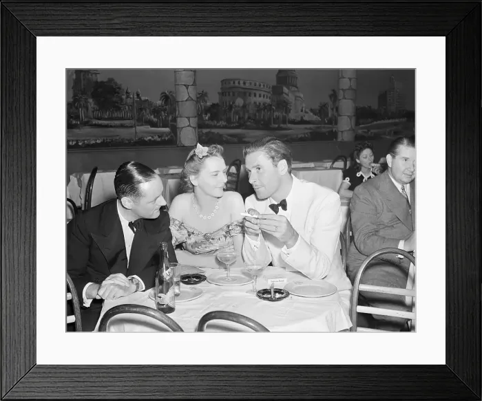 Framed Print : Errol Flynn with Sister and Friend Framed Print : Errol Flynn with Sister and Friend