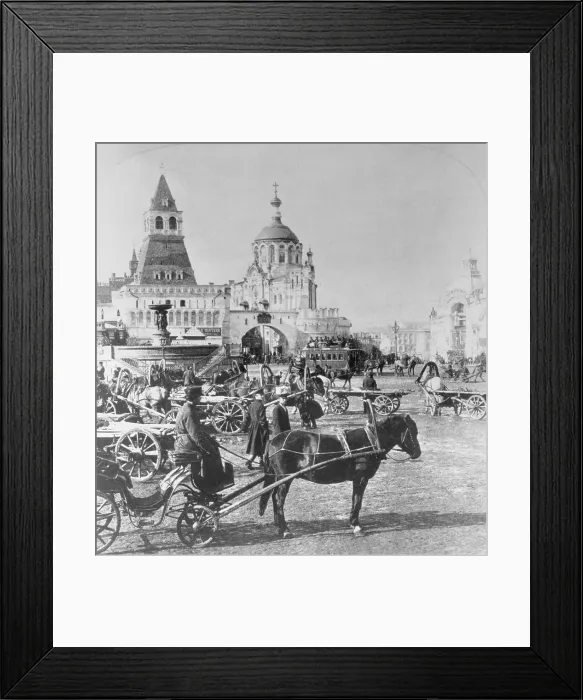 Framed Print : Horse Drawn Carriage in Moscow Framed Print : Horse Drawn Carriage in Moscow
