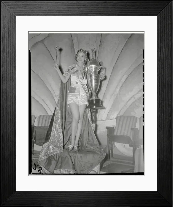 Framed Print : Marilyn Meseke Holding Award Framed Print : Marilyn Meseke Holding Award
