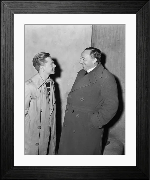 Framed Print : Mickey Rooney with Reverend Robert Anderson Jardine Framed Print : Mickey Rooney with Reverend Robert Anderson Jardine