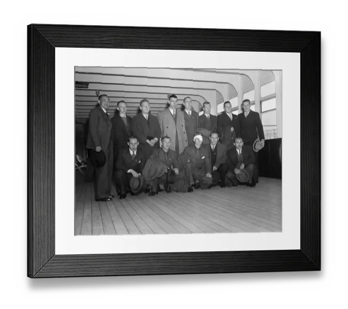 Framed Print : Fourteen American Fighting Volunteers Framed Print : Fourteen American Fighting Volunteers