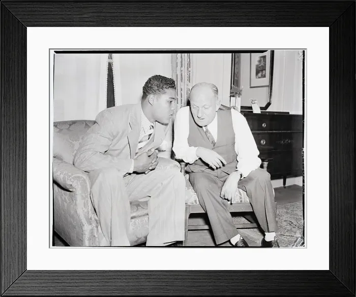 Framed Print : Boxer Joe Louis Talking With Fight Promoter Framed Print : Boxer Joe Louis Talking With Fight Promoter