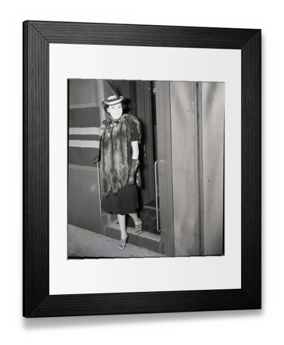 Framed Print : Marva Louis Leaving Train Framed Print : Marva Louis Leaving Train
