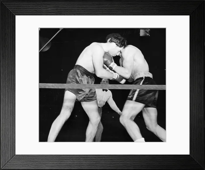Framed Print : Louis Leads Left Framed Print : Louis Leads Left