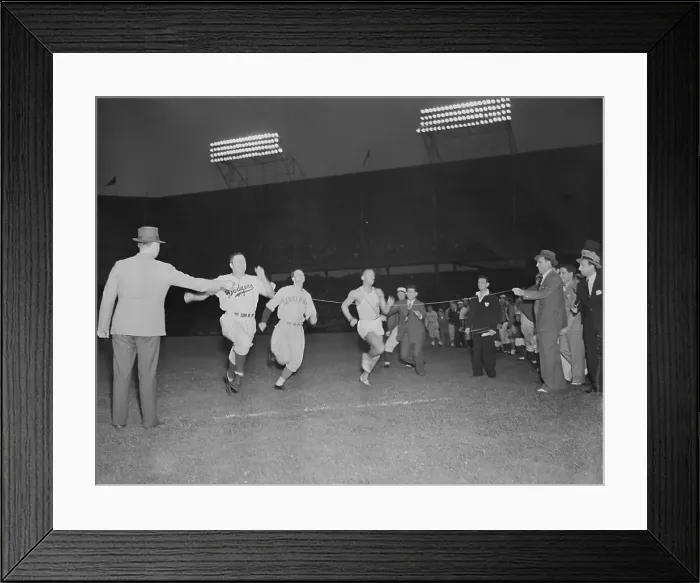 Framed Print : Jesse Owens Racing Baseball Players at Ebbets Field Framed Print : Jesse Owens Racing Baseball Players at Ebbets Field