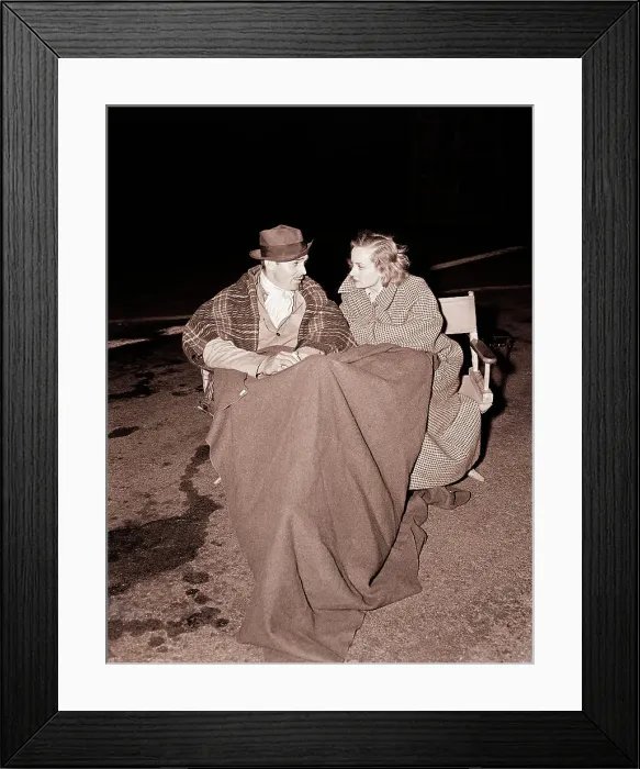 Framed Print : Clark Gable and Carole Lombard Chat in Cold Parking Lot Framed Print : Clark Gable and Carole Lombard Chat in Cold Parking Lot