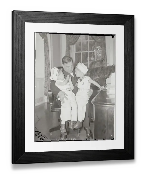 Framed Print : Mayor Fiorello La Guardia with Young Entrepreneurs