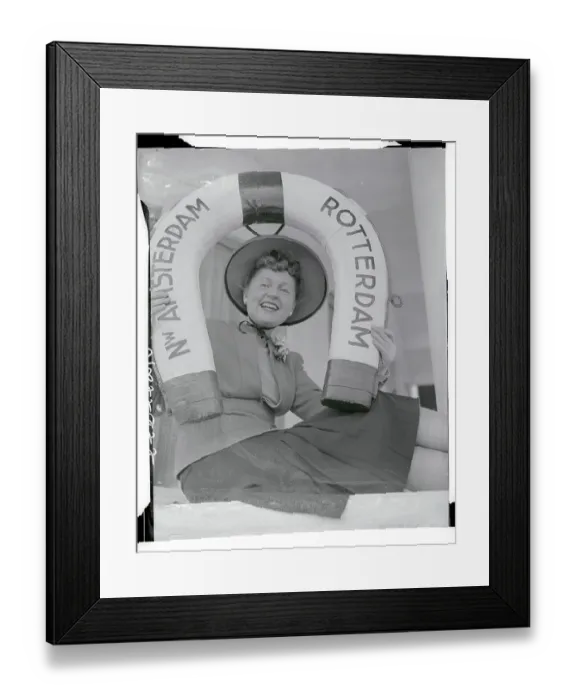 Framed Print : Arrives on Maiden Voyage of New Dutch Ship Framed Print : Arrives on Maiden Voyage of New Dutch Ship