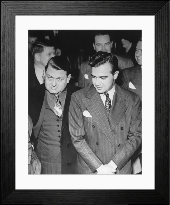 Framed Print : George Bugs Moran Appearing in Court Framed Print : George Bugs Moran Appearing in Court