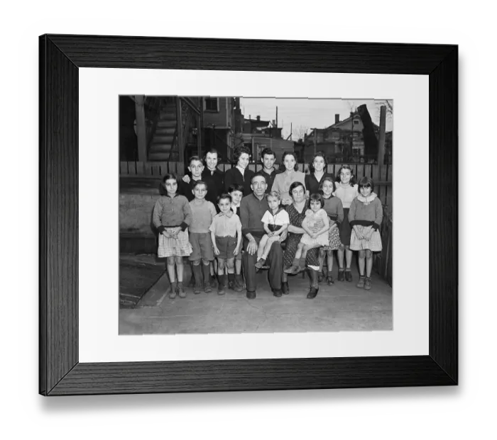 Framed Print : Amarone Family Framed Print : Amarone Family