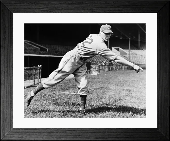Framed Print : Dizzy Dean As Cub Warms Up For 1938 Game Framed Print : Dizzy Dean As Cub Warms Up For 1938 Game
