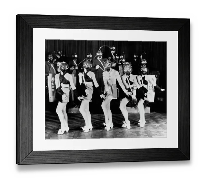Framed Print : London Nightclub Framed Print : London Nightclub