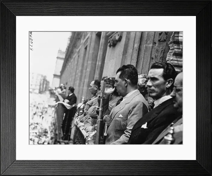 Framed Print : President Cardenas Speaks from Balcony Framed Print : President Cardenas Speaks from Balcony