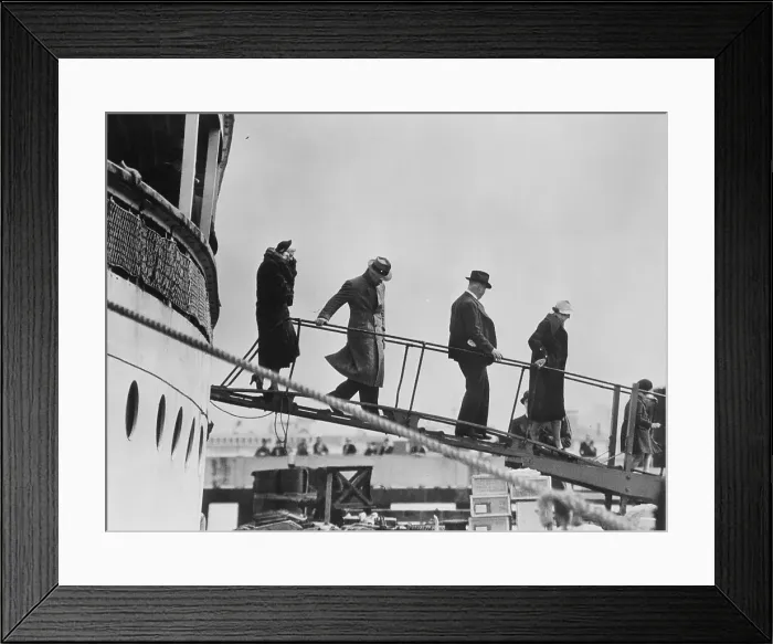 Framed Print : Mae Capone Leaving Ship Framed Print : Mae Capone Leaving Ship