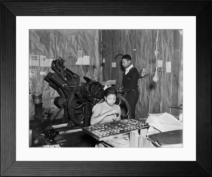 Framed Print : Husband and Wife Running Printing Press Framed Print : Husband and Wife Running Printing Press