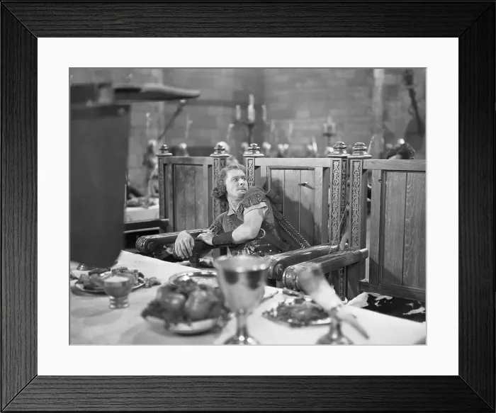Framed Print : Errol Flynn Staring at Arrow Framed Print : Errol Flynn Staring at Arrow