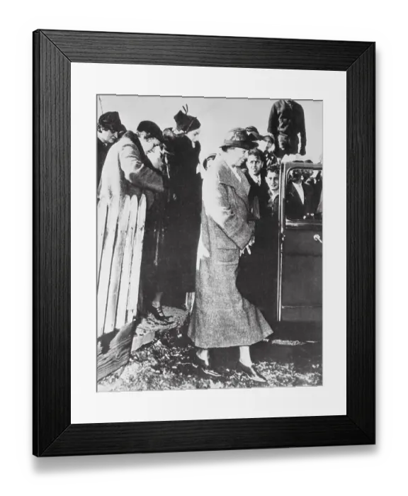 Framed Print : Doris Duke and Eleanor Roosevelt Framed Print : Doris Duke and Eleanor Roosevelt