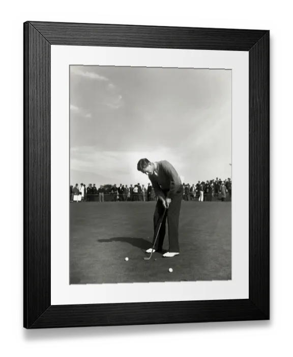 Framed Print : Golfer Putting Framed Print : Golfer Putting