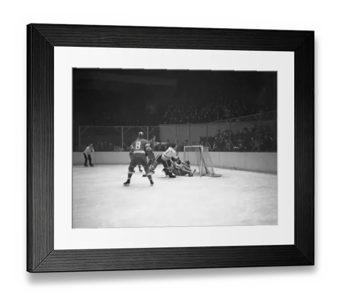 Framed Print : Americans Beat Detroit Red Wings Framed Print : Americans Beat Detroit Red Wings
