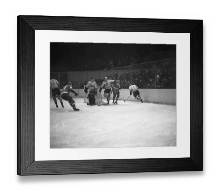 Framed Print : Americans Beat Detroit Red Wings