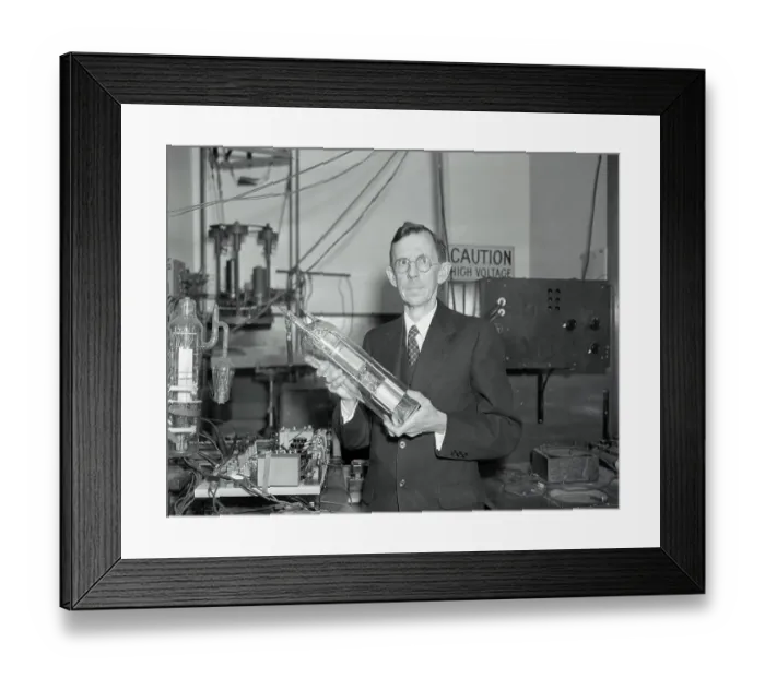 Framed Print : Dr. Clinton Joseph Davisson Working in Laboratory Framed Print : Dr. Clinton Joseph Davisson Working in Laboratory