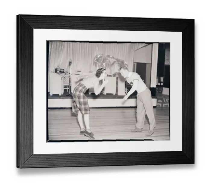 Framed Print : Couple Doing The Break And Shine