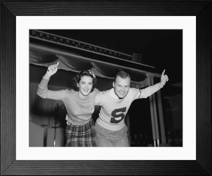 Framed Print : Couple Doing The Big Apple Dance Framed Print : Couple Doing The Big Apple Dance
