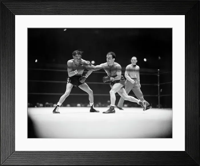 Framed Print : Petey Sarron Lands Punch on Henry Armstrong Framed Print : Petey Sarron Lands Punch on Henry Armstrong