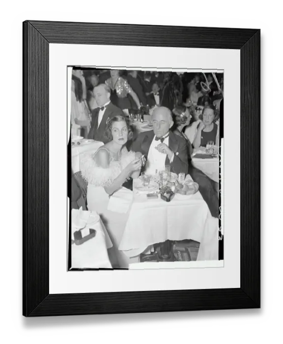 Framed Print : Conde Nast and Mrs. Helen Norden Sitting at Table Framed Print : Conde Nast and Mrs. Helen Norden Sitting at Table