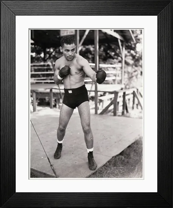 Framed Print : Pedro Montanez in Boxing Stance
