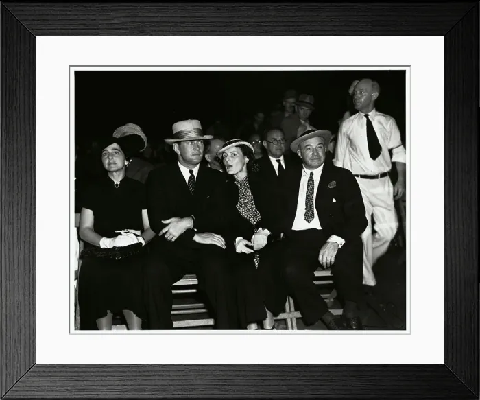 Framed Print : Gene Tunney with Bernard Gimbel and Their Wives Framed Print : Gene Tunney with Bernard Gimbel and Their Wives