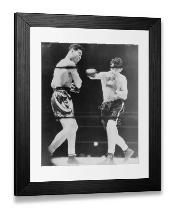 Framed Print : Jim Braddock Boxing Against Joe Louis Framed Print : Jim Braddock Boxing Against Joe Louis