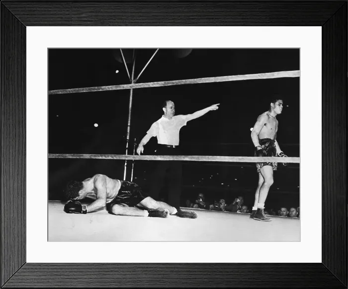 Framed Print : Jim Braddock Knocked Out By Joe Louis Framed Print : Jim Braddock Knocked Out By Joe Louis