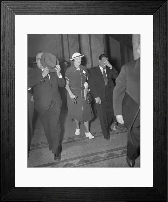 Framed Print : Undercover Detective Mary Shanley Escorts Prisoners Framed Print : Undercover Detective Mary Shanley Escorts Prisoners
