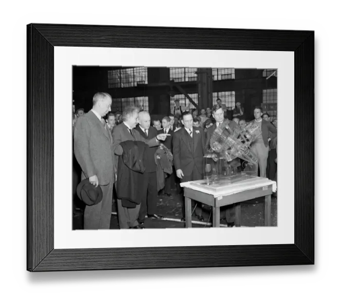 Framed Print : Albert Einstein Pointing at Model of Hale Telescope Framed Print : Albert Einstein Pointing at Model of Hale Telescope