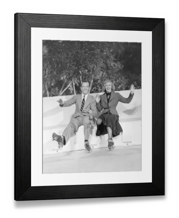 Framed Print : Fred Astair and Ginger Rogers Skate Dance Framed Print : Fred Astair and Ginger Rogers Skate Dance