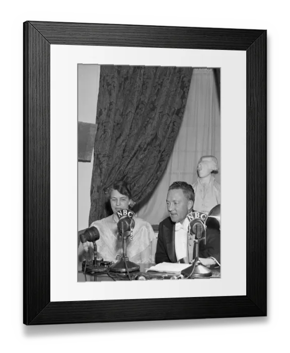 Framed Print : Eleanor Roosevelt and Richard Byrd Framed Print : Eleanor Roosevelt and Richard Byrd