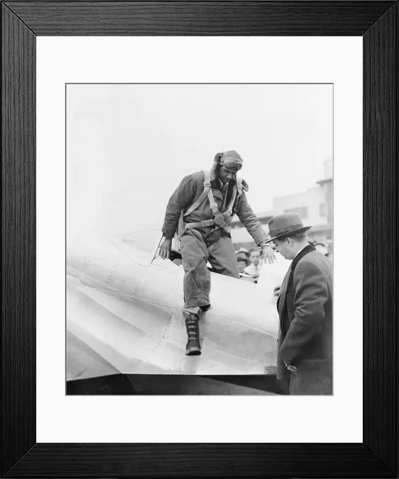 Framed Print : Howard Hughes After Breaking Transcontinental Record