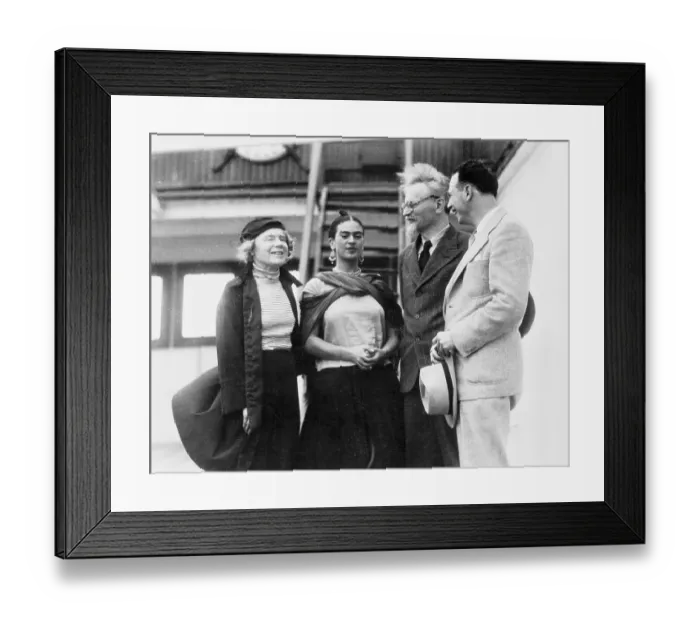 Framed Print : Leon Trotsky with Frida Kahlo Framed Print : Leon Trotsky with Frida Kahlo