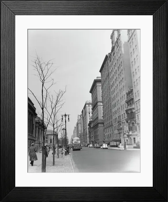 Framed Print : Fifth Avenue From 80th Street Framed Print : Fifth Avenue From 80th Street