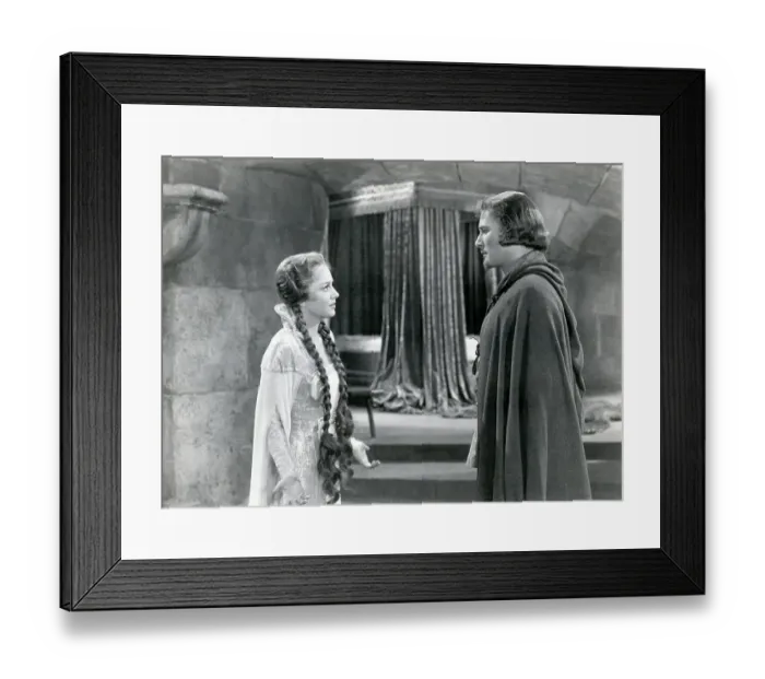 Framed Print : Olivia de Havilland and Errol Flynn inThe Adventures of Robin Hood Framed Print : Olivia de Havilland and Errol Flynn inThe Adventures of Robin Hood