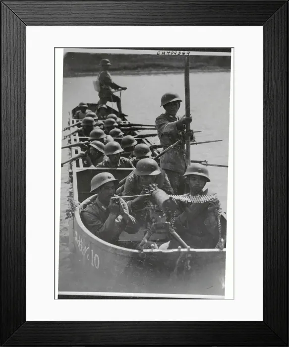 Framed Print : Chinese Soldiers Travelling in Boat Framed Print : Chinese Soldiers Travelling in Boat