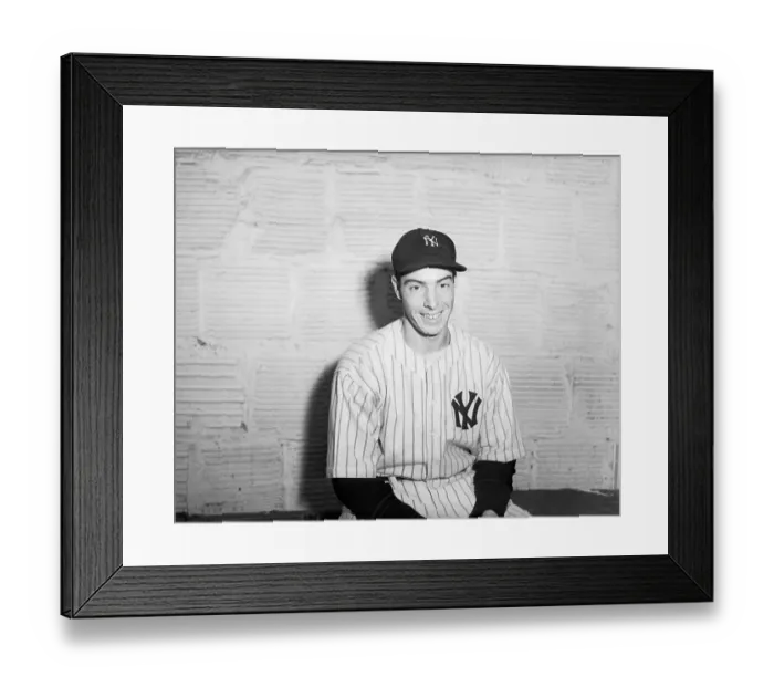 Framed Print : New York Yankee Joe Dimaggio Framed Print : New York Yankee Joe Dimaggio