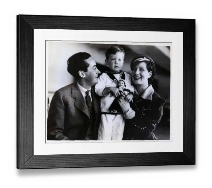 Framed Print : Irving Thalberg with Norma Shearer and Son