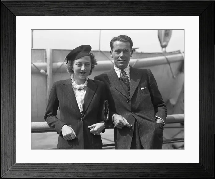 Framed Print : Henry Fonda and Wife Frances Framed Print : Henry Fonda and Wife Frances