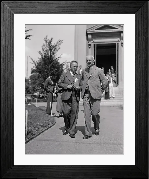 Framed Print : Sir Arthur Stanley Eddington with Richard Courant