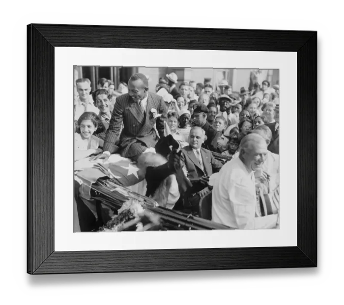 Framed Print : Oympic Hero Jesse Owens with Mayor